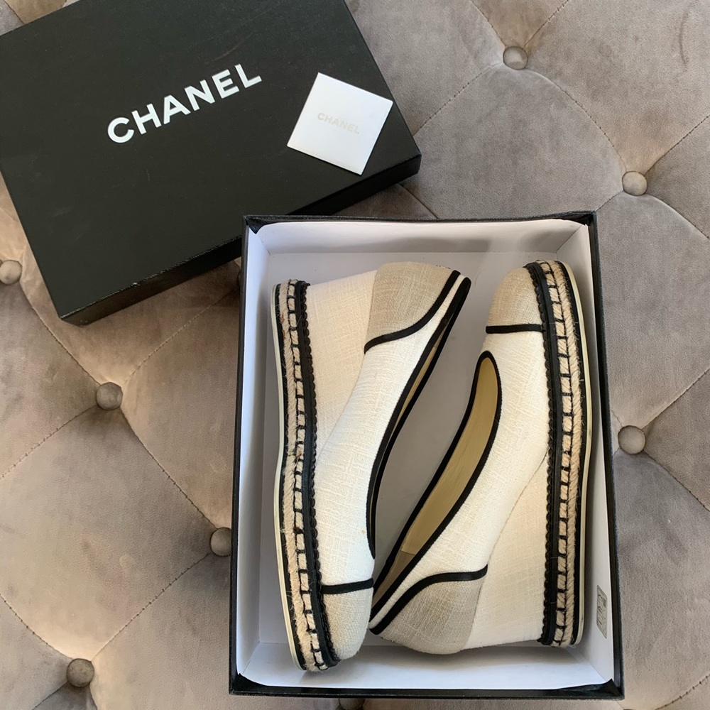🚫SOLD🚫Chanel white beige wedge espadrilles 39.5 - Picture 2 of 12
